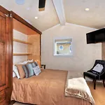 Villa D\'Arte At The Retreat In Laguna Beach