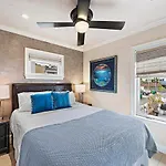 Villa Teatro At The Retreat In Laguna Beach