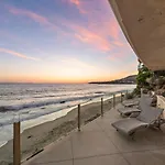 Laguna Villa