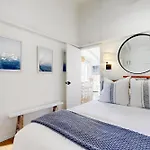 Virginia Way Cottage