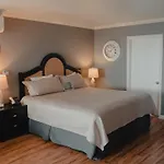 Laguna Cove Hotel