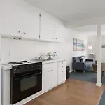 Pacific Edge Hotel