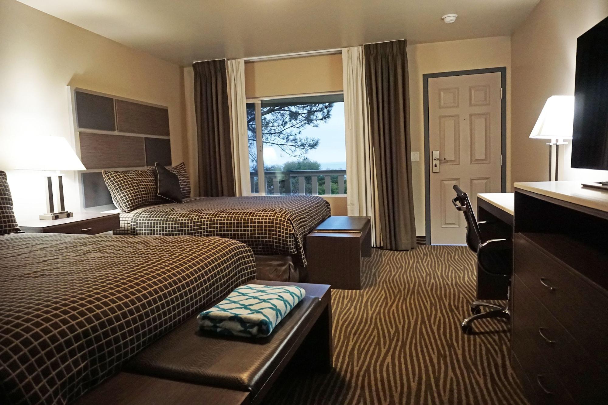 Crescent Bay 3*