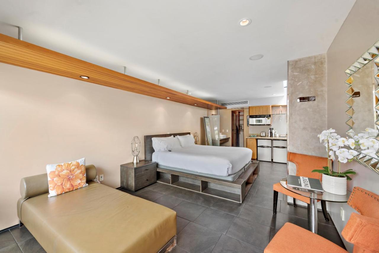 Hotel 14 West Boutique
