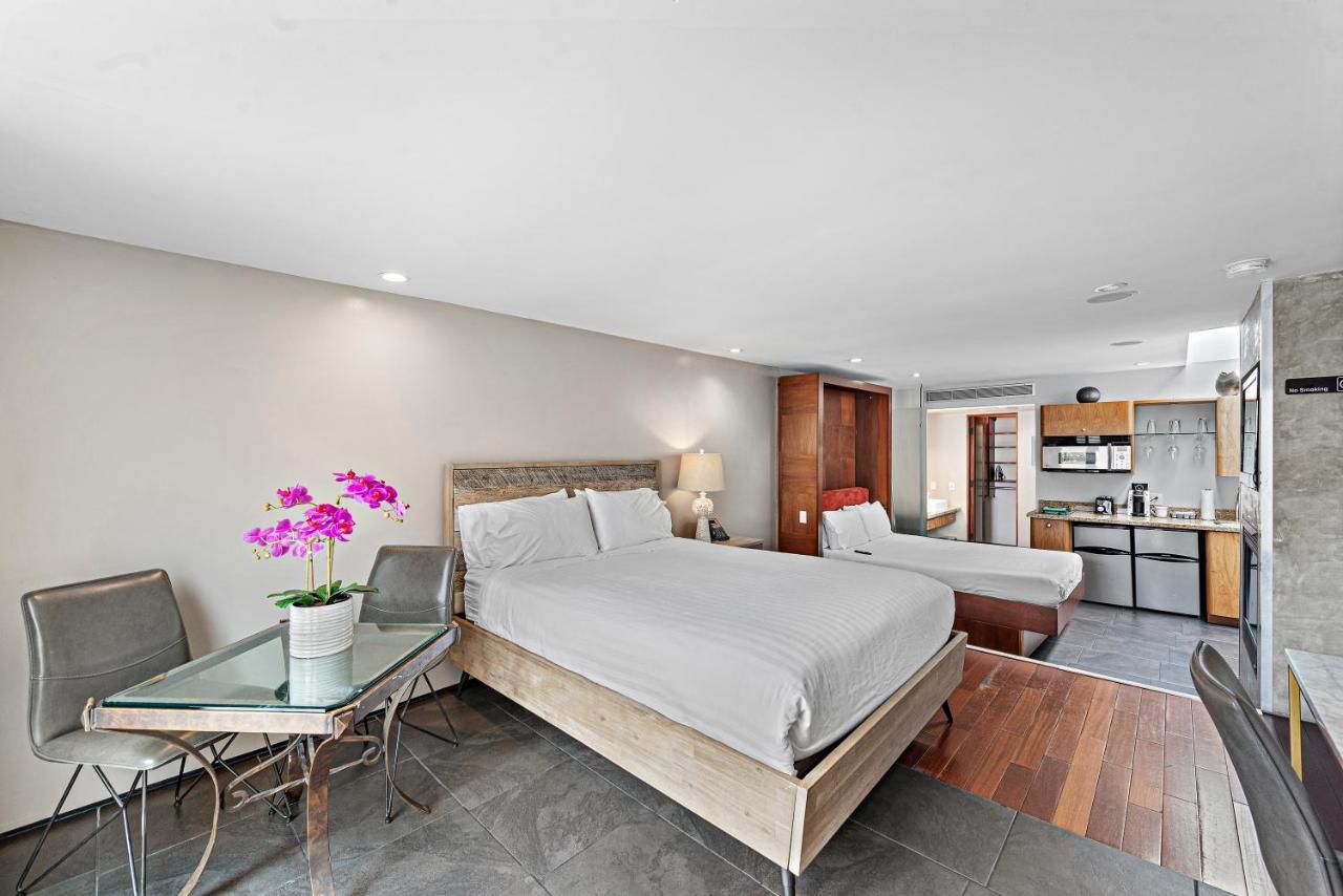 Hotel 14 West Boutique *