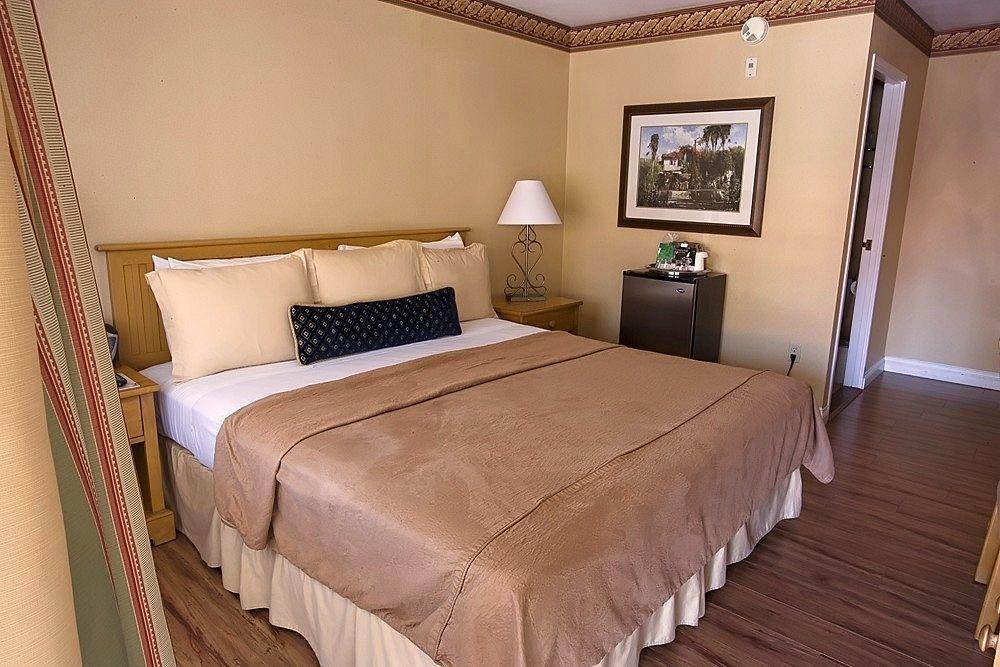 Laguna Inn 2*