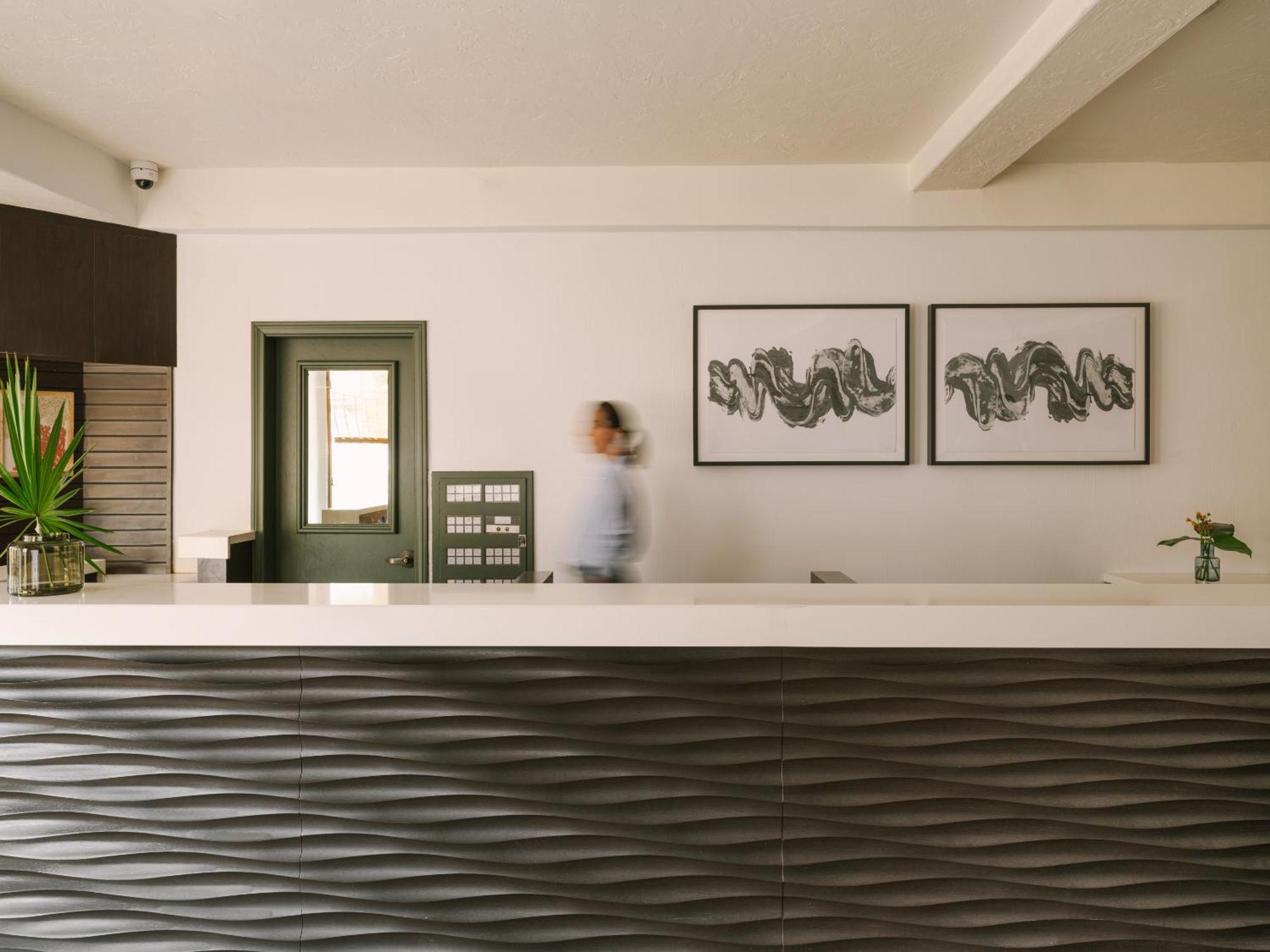 Sonder La Ensenada Hotel