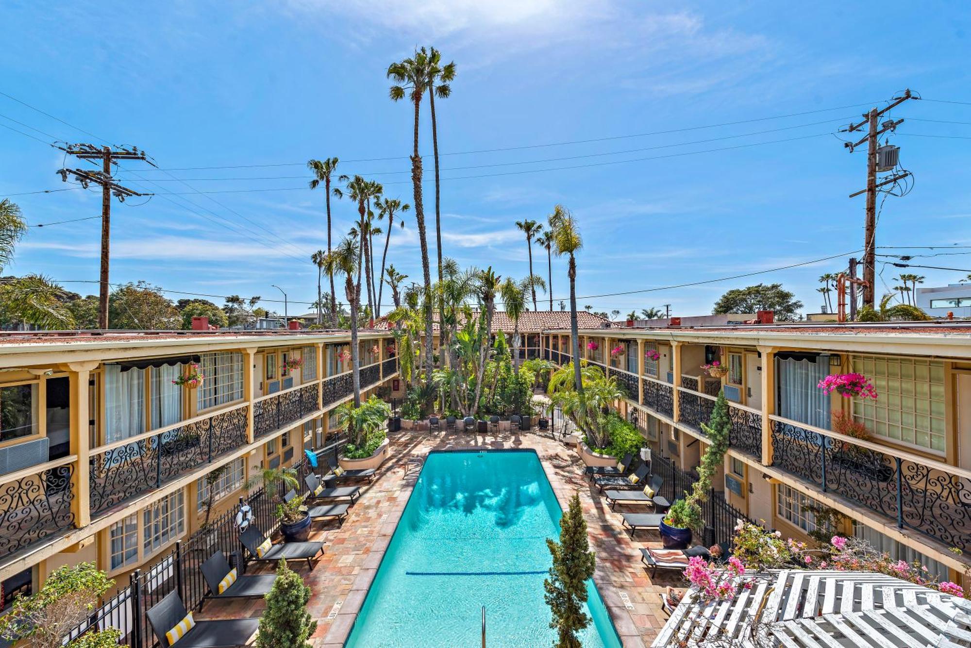 Hotel 14 West Laguna 3*