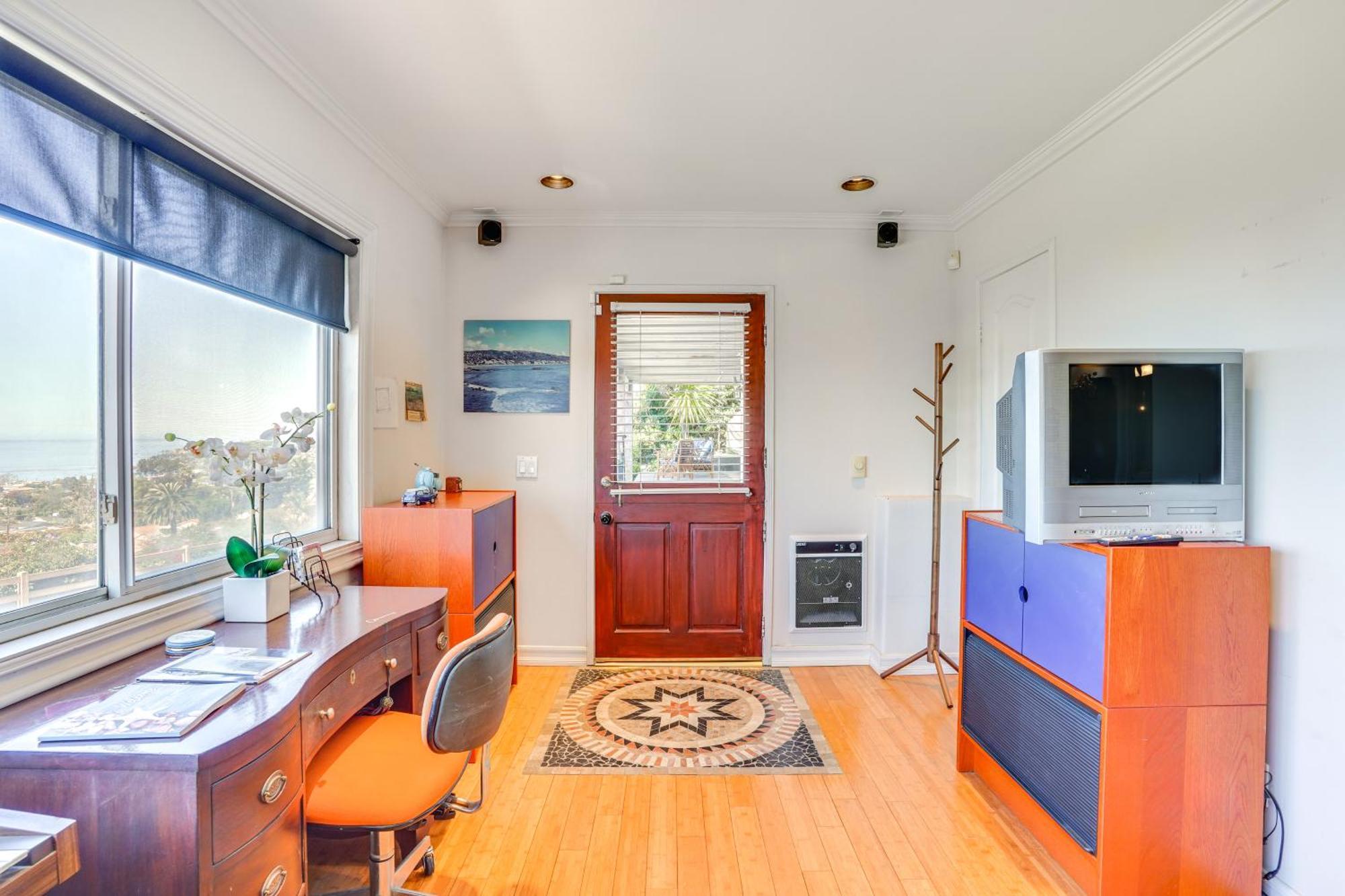 Laguna Getaway With Patio And Clear Ocean Views! Laguna Beach