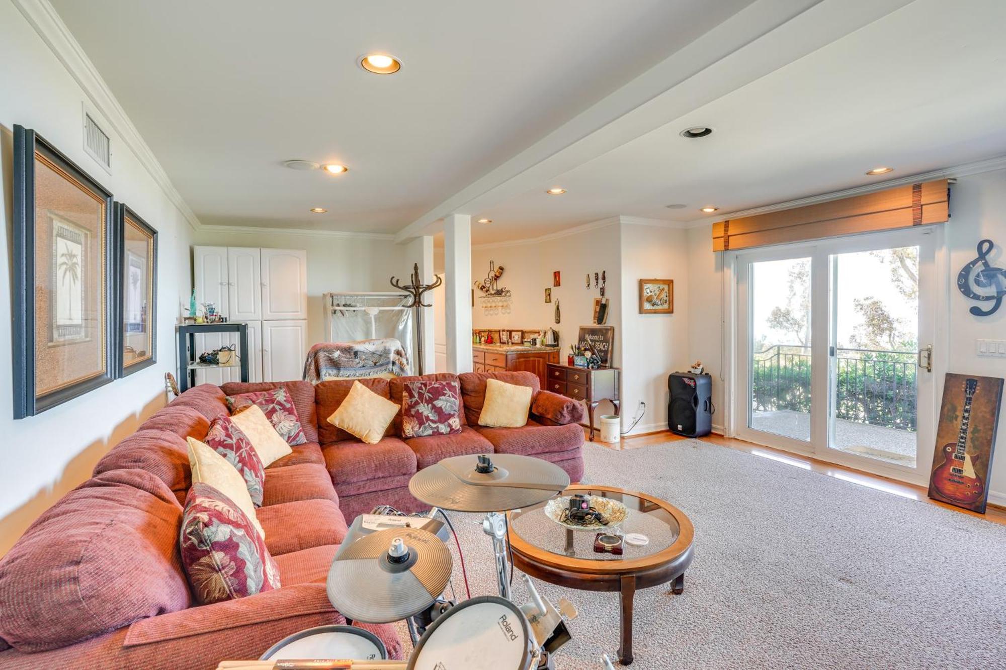 Laguna Getaway With Patio And Clear Ocean Views! Holiday home Laguna Beach