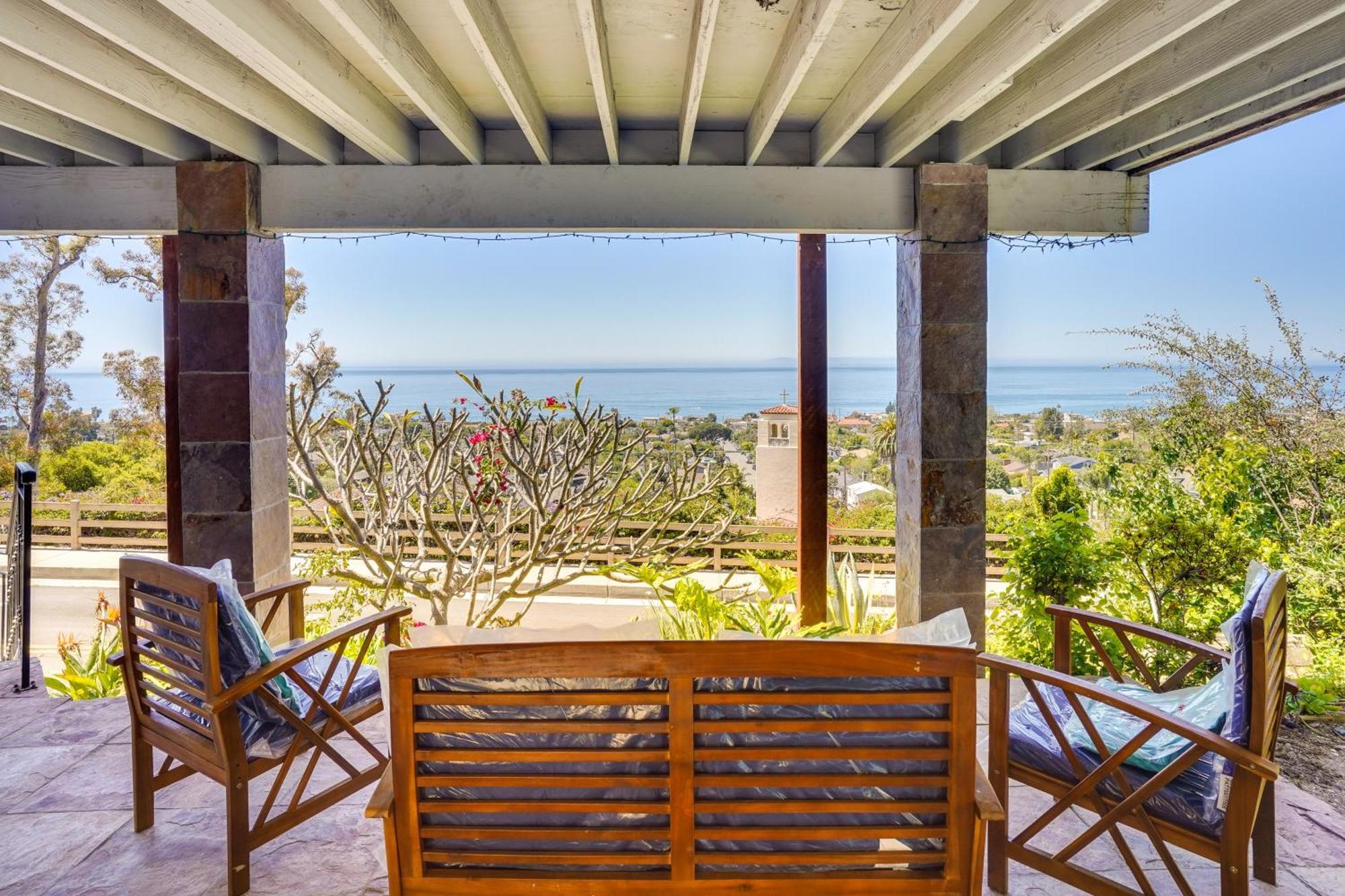 Holiday home Laguna Getaway With Patio And Clear Ocean Views! *