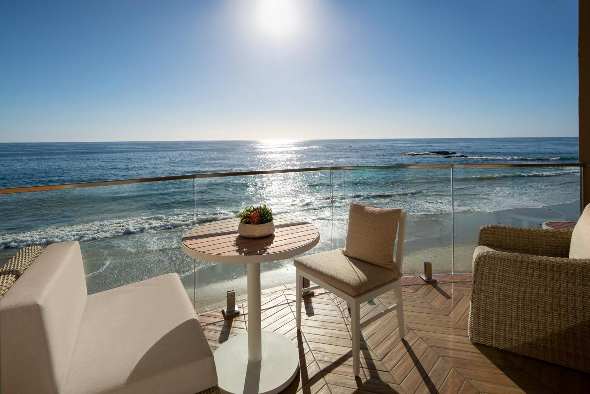 Surf & Sand Resort 5*