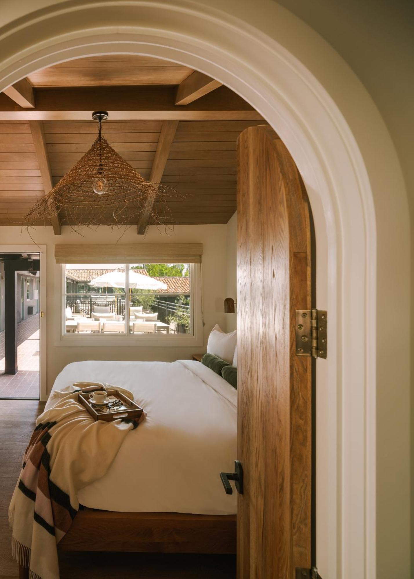 Hotel Sonder Woods Cove Laguna Beach