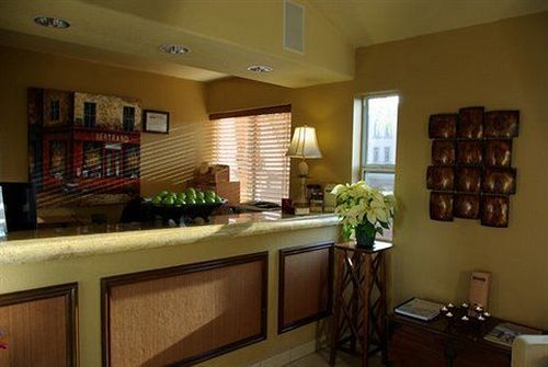 Inn Laguna 2*