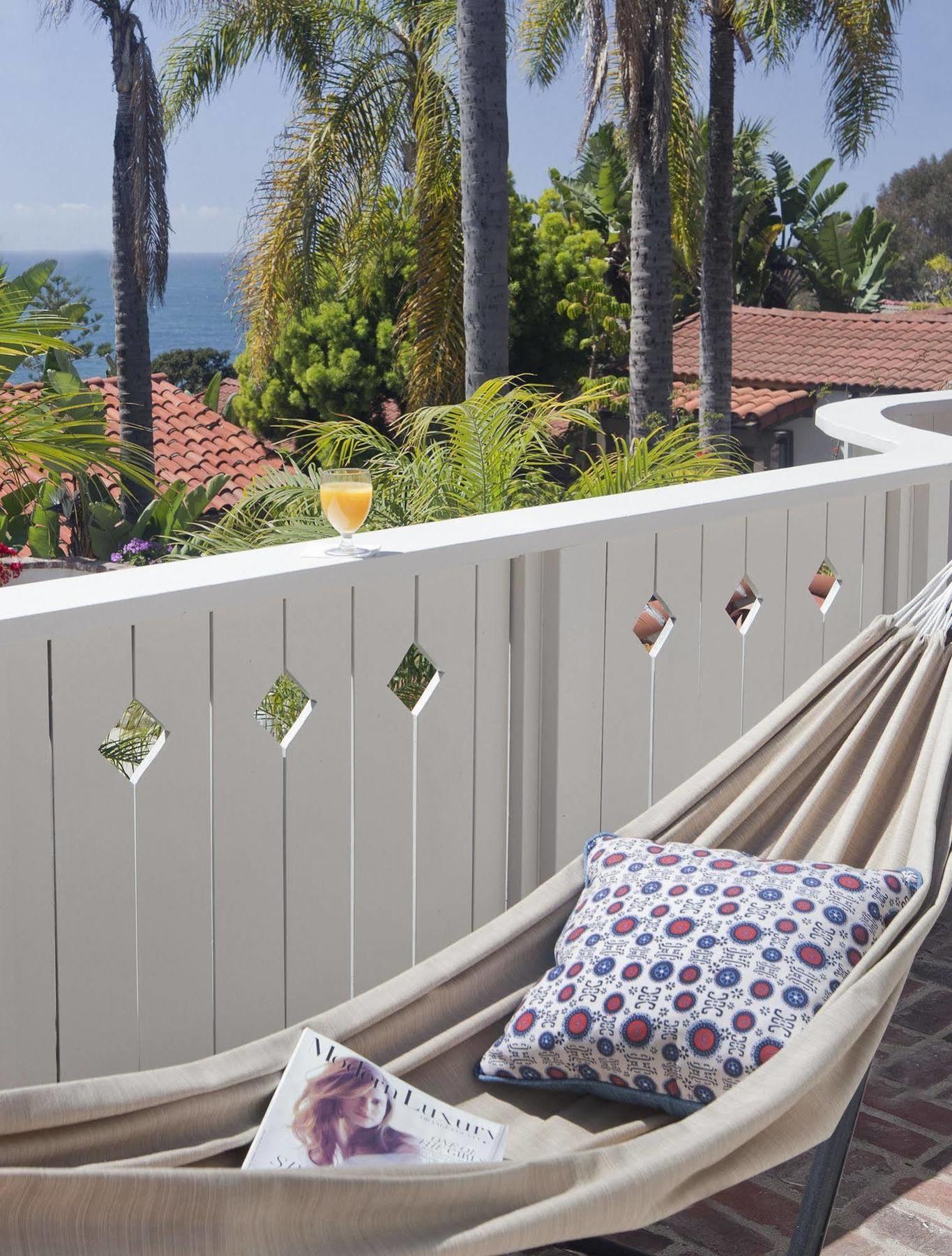 Casa Laguna & Hotel 4*