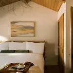 Woods Cove Hotel Laguna Beach, Sonder