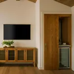 Woods Cove Hotel Laguna Beach, Sonder