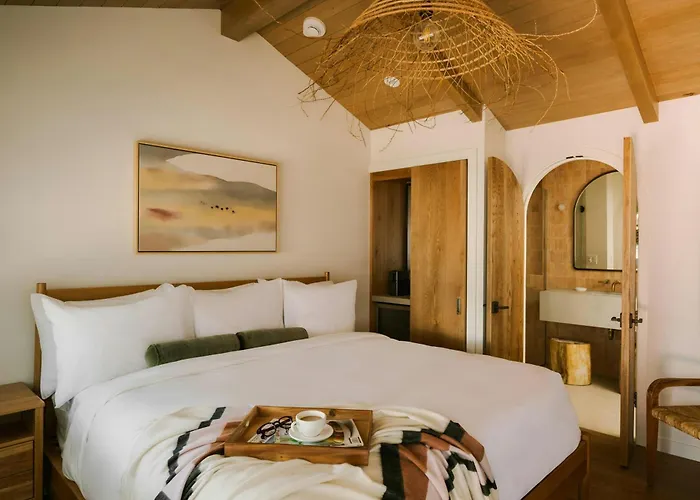Woods Cove Hotel Laguna Beach, Sonder