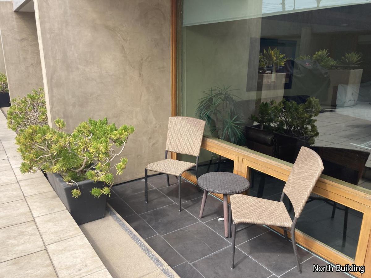 14 West Laguna
