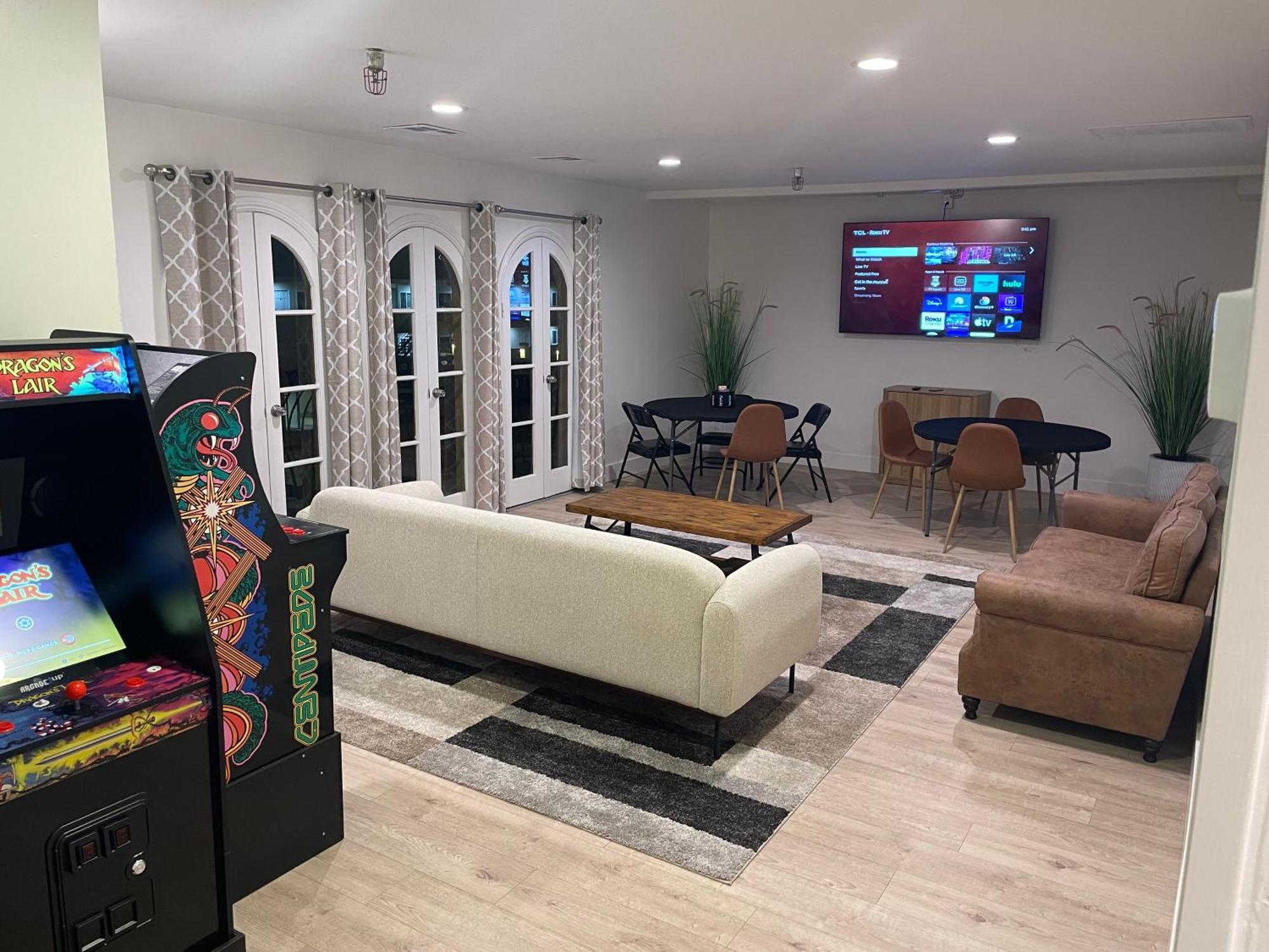 14 West Laguna 3*