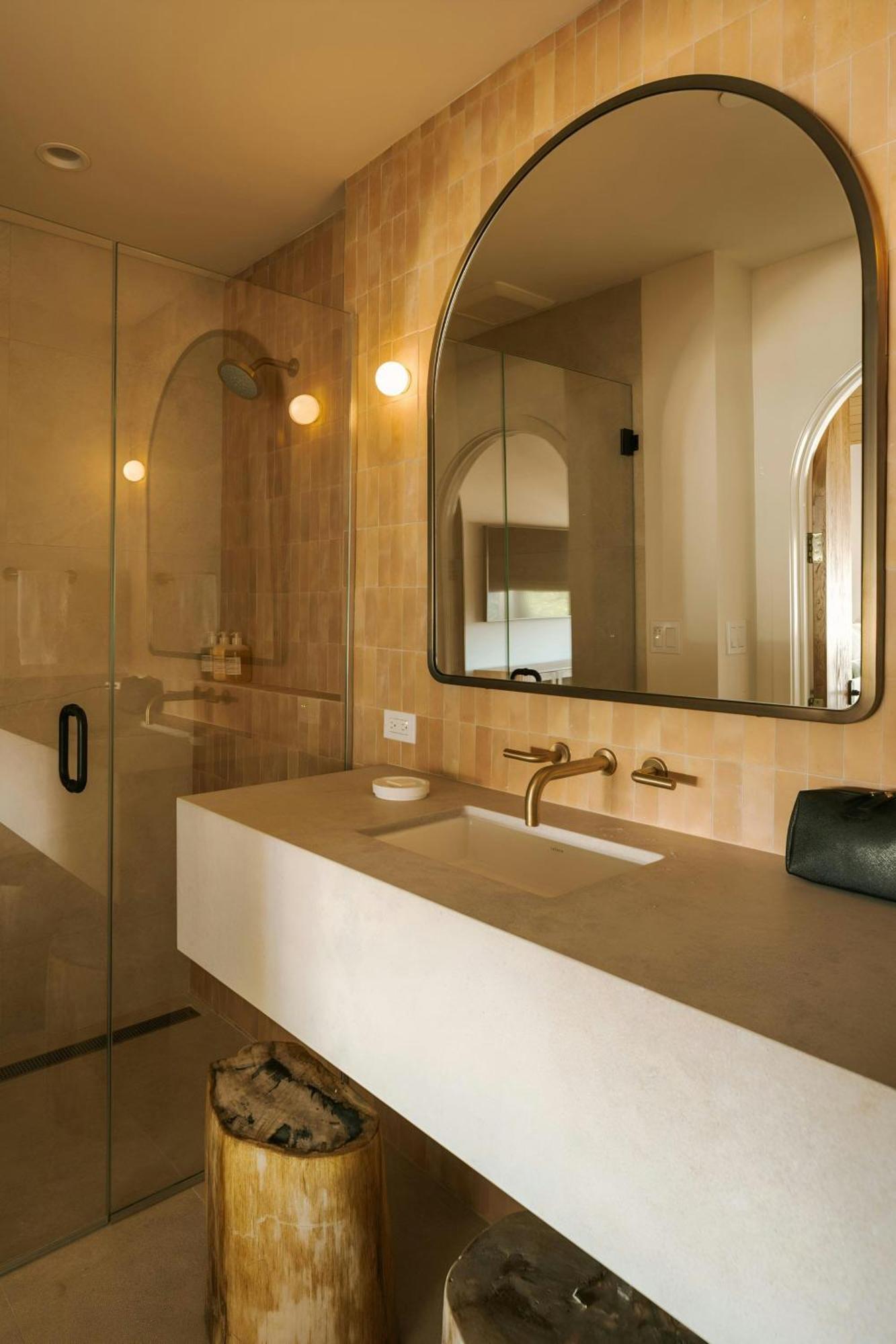 Hotel Woods Cove Laguna Beach, Sonder