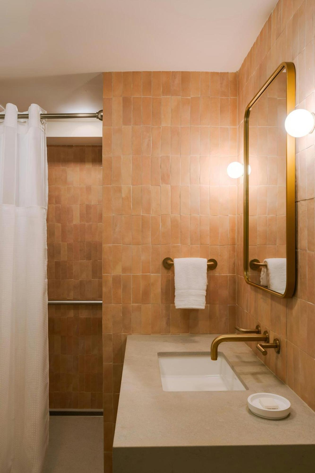 Woods Cove Laguna Beach, Sonder Hotel 3*