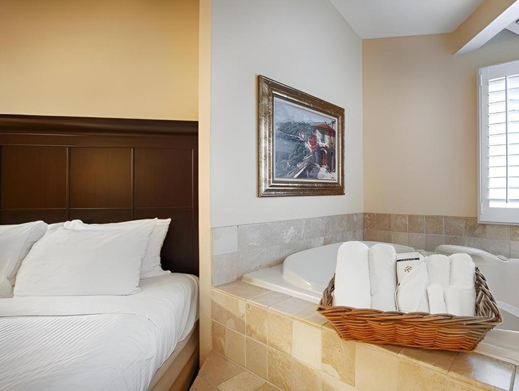 Laguna Brisas - A Hotel 3*