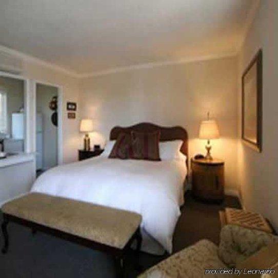 The Tides Laguna 2*