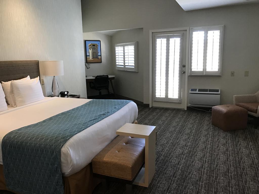 Hotel Laguna Brisas - A